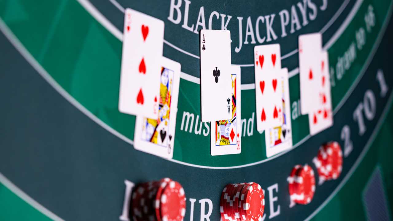 How to Play Every Possible Hand in Blackjack Correctly TuskCasino